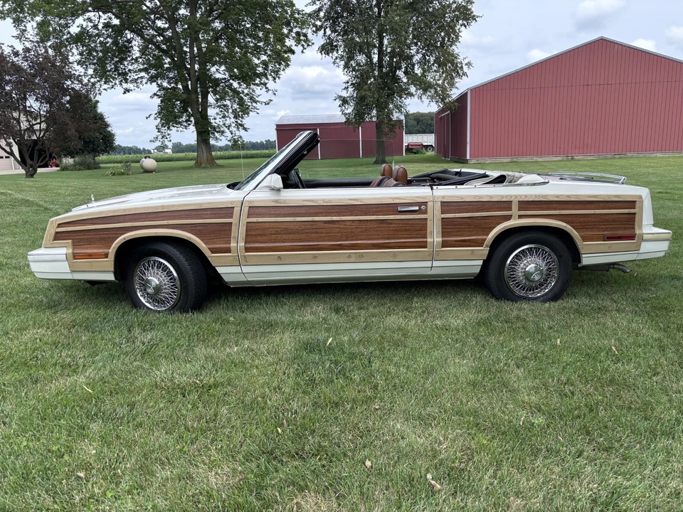 1983 Chrysler LeBaron - Image 3 of 31