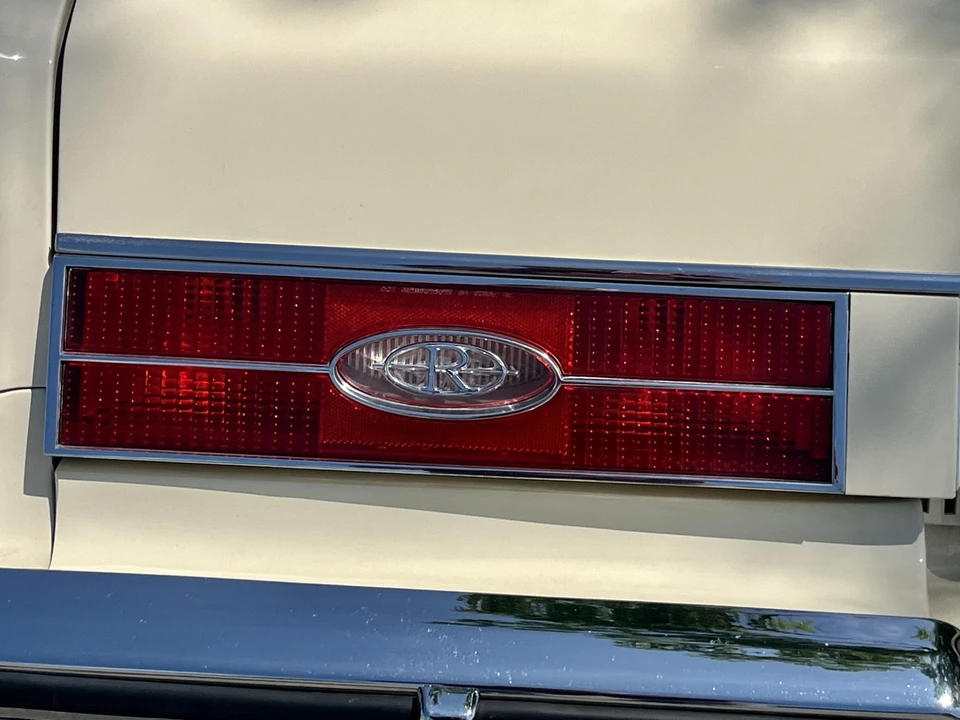1984 Buick Riviera 4th-7th Gen - Image 28 of 31