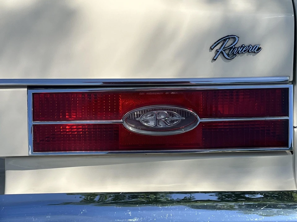 1984 Buick Riviera 4th-7th Gen - Image 30 of 31