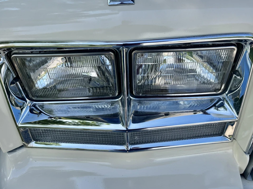 1984 Buick Riviera 4th-7th Gen - Image 23 of 31