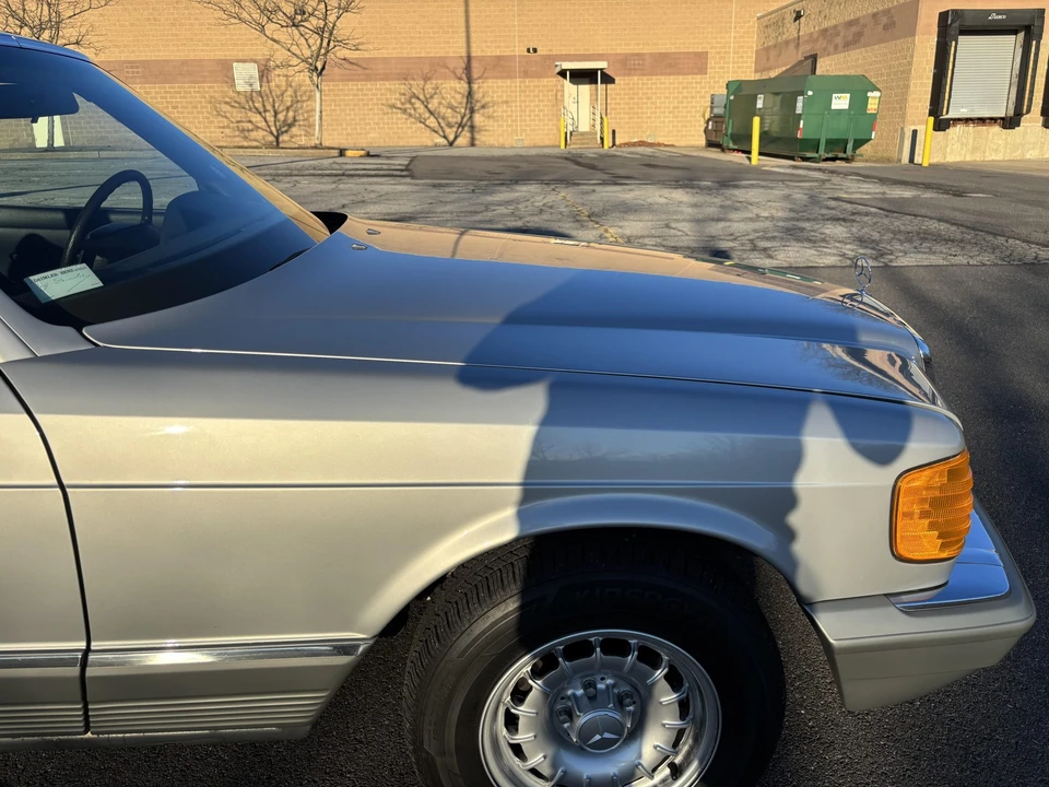 1985 Mercedes-Benz W126 S-Class Sedan - Image 24 of 31
