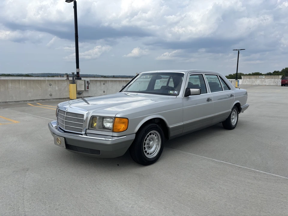1985 Mercedes-Benz W126 S-Class Sedan - Image 13 of 31