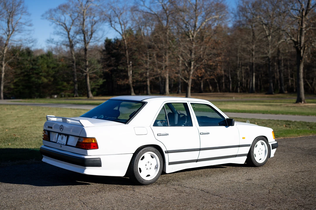 1986 Mercedes-Benz W124 E-Class - Image 8 of 31