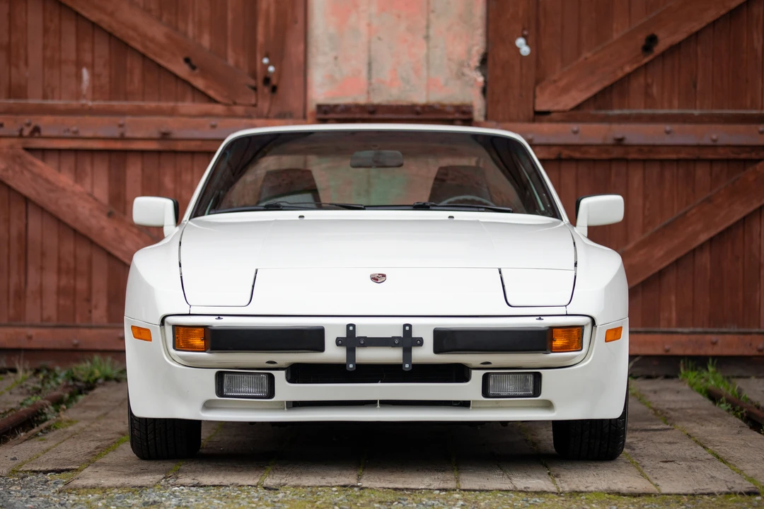 1986 Porsche 944 - Image 3 of 31