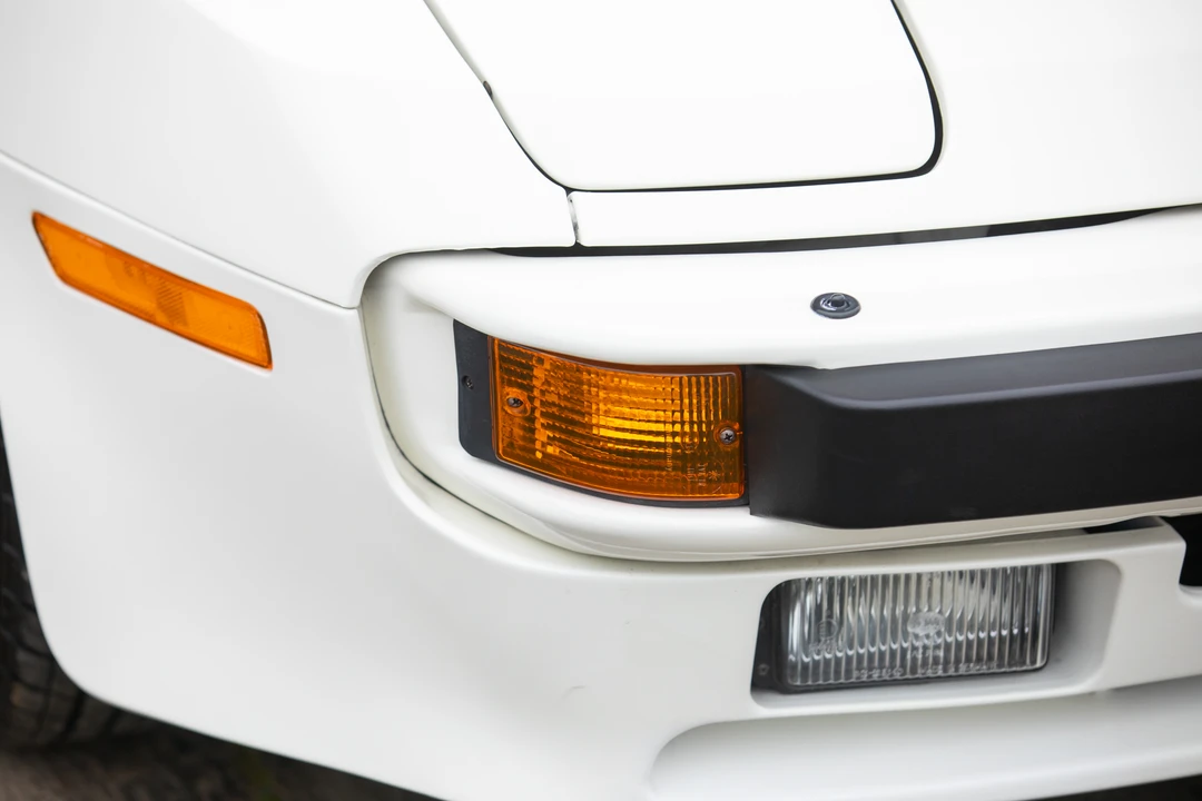 1986 Porsche 944 - Image 24 of 31