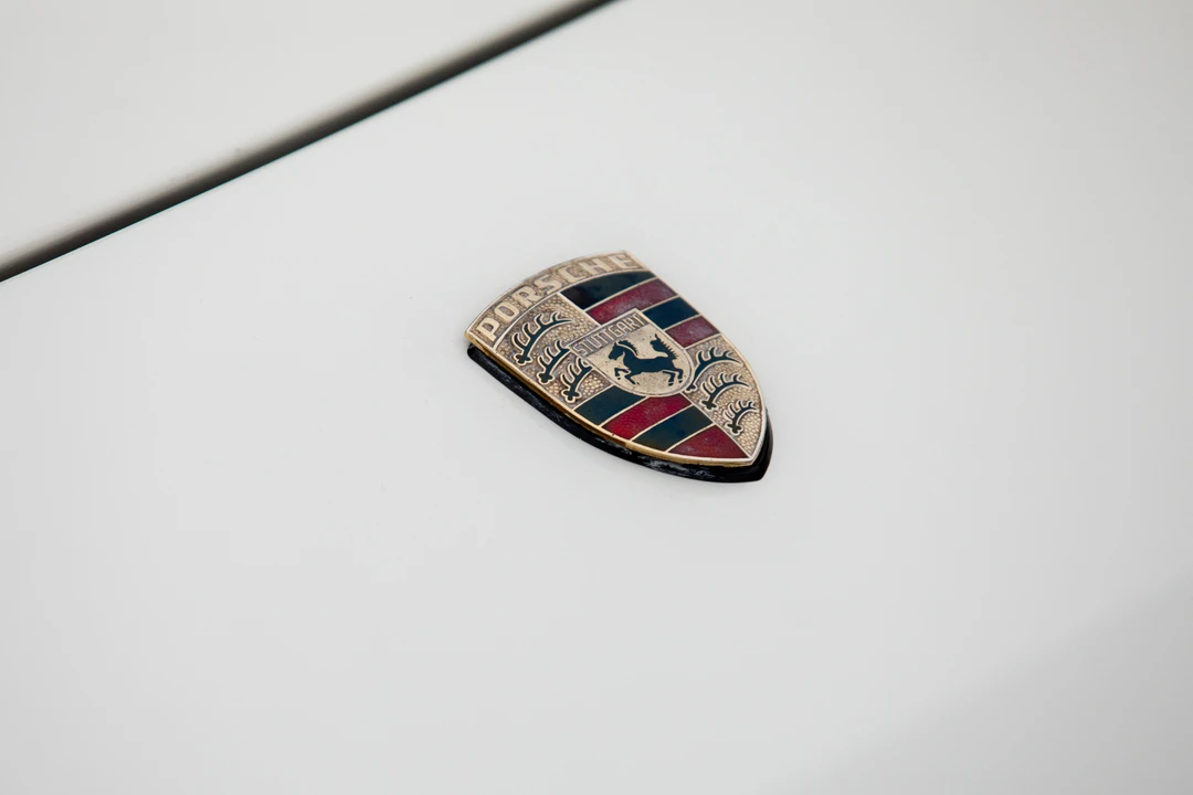 1986 Porsche 944 - Image 28 of 31