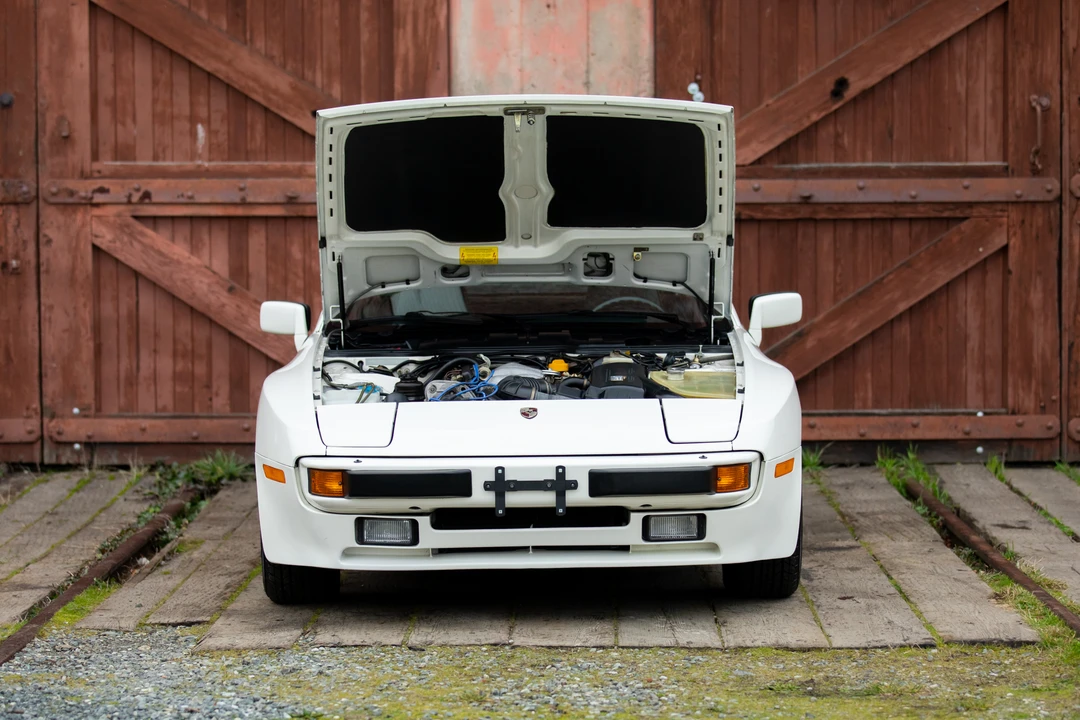 1986 Porsche 944 - Image 17 of 31