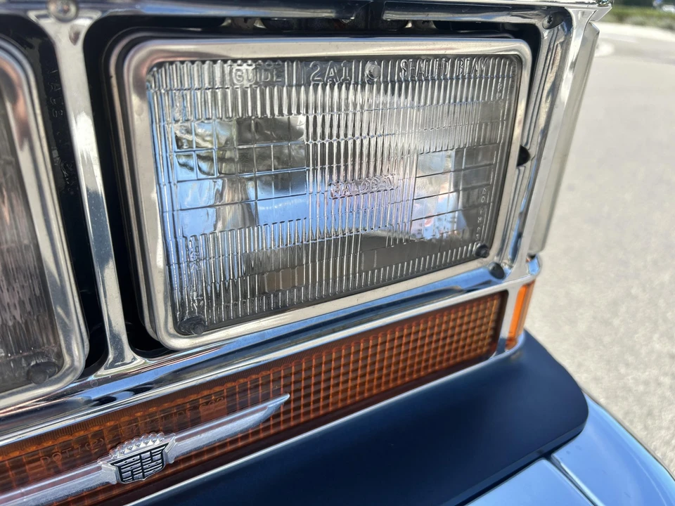 1987 Cadillac Brougham - Image 16 of 31