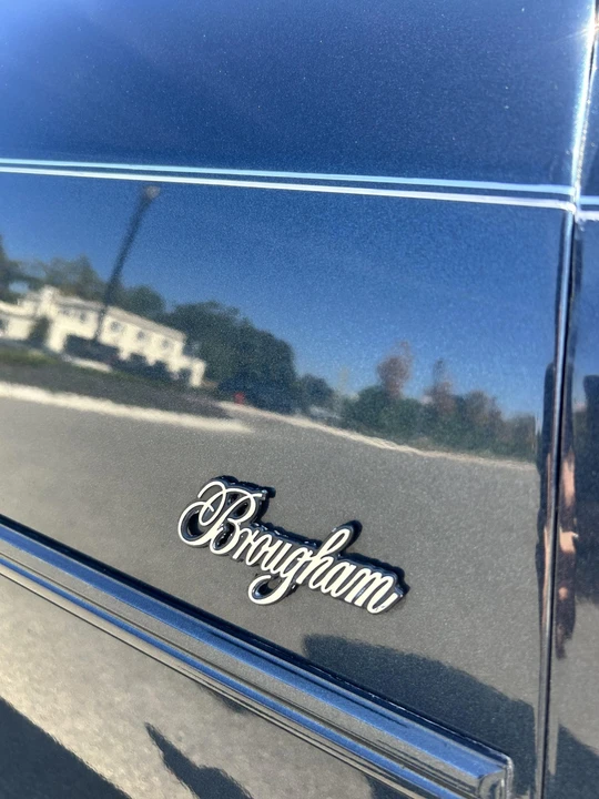 1987 Cadillac Brougham - Image 18 of 31