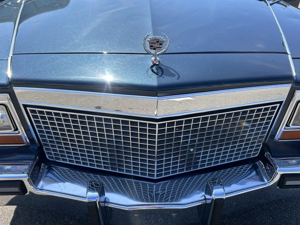 1987 Cadillac Brougham - Image 14 of 31