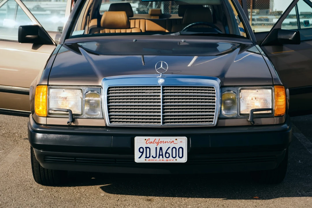 1987 Mercedes-Benz W124 E-Class - Image 26 of 31