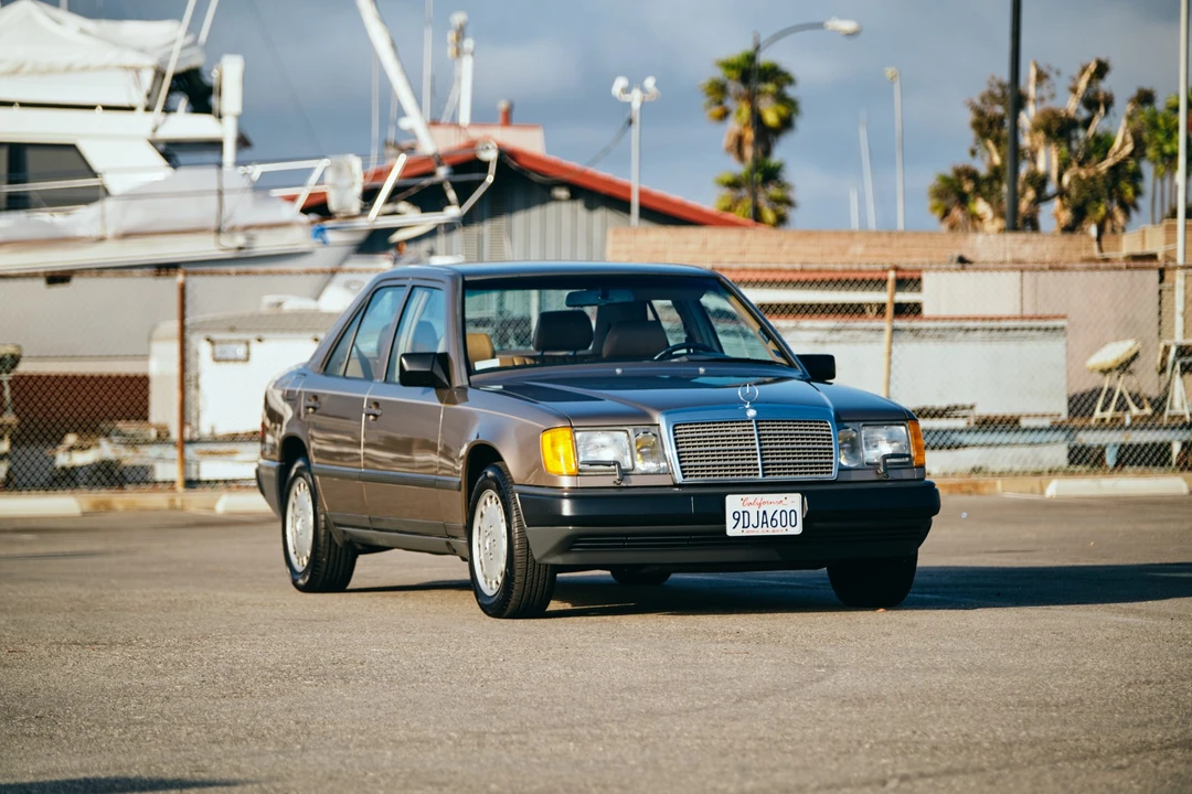 1987 Mercedes-Benz W124 E-Class - Image 22 of 31