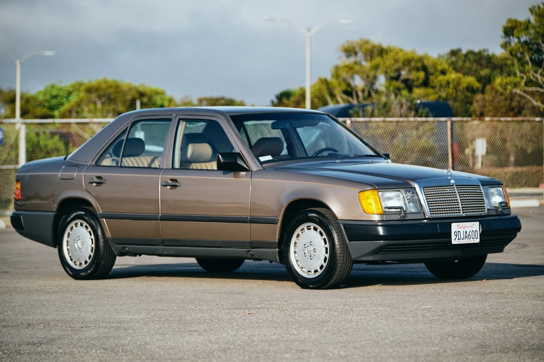 1987 Mercedes-Benz W124 E-Class - Image 19 of 31