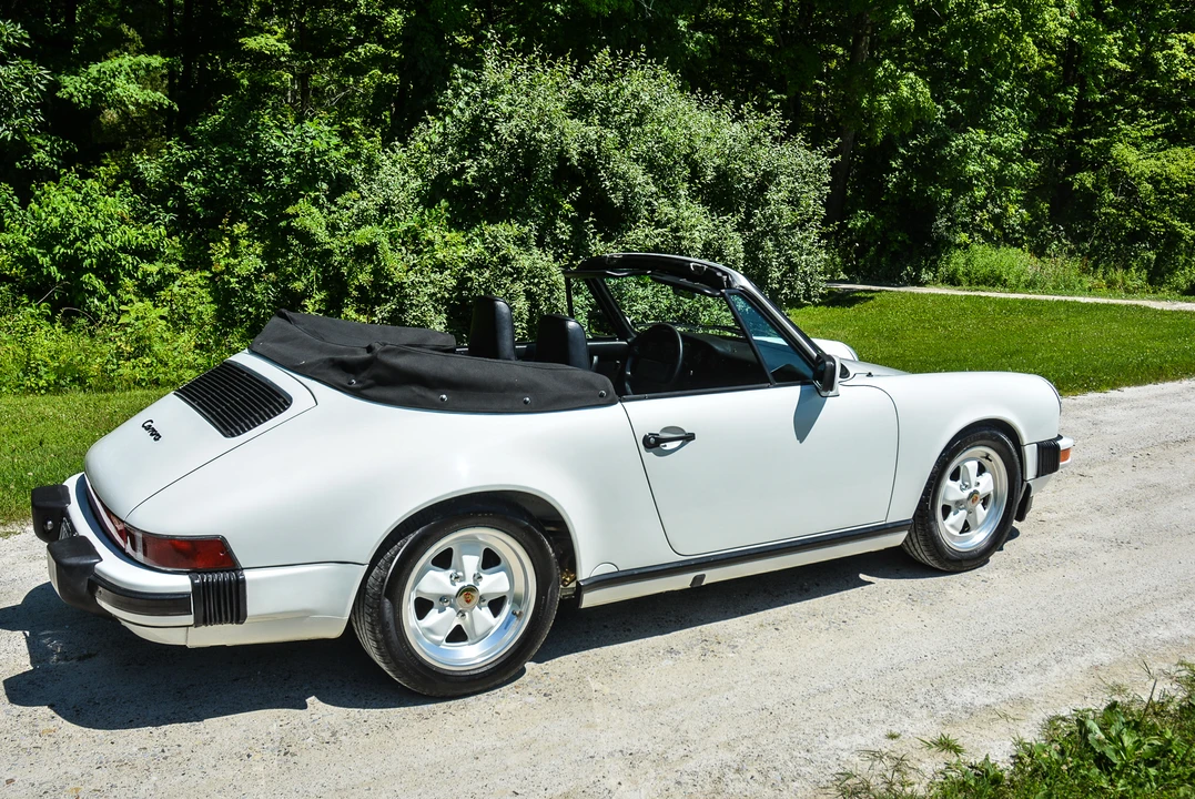 1987 Porsche 911 Carrera 3.2 - Image 17 of 31