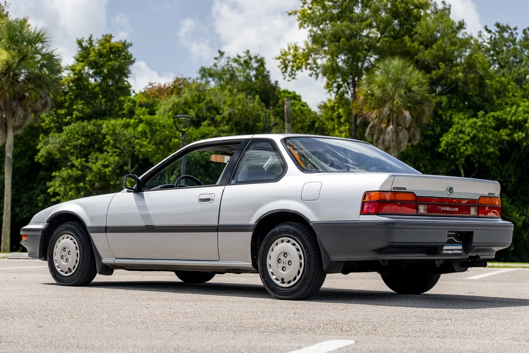 1988 Honda Prelude 3rd Gen - Image 4 of 31