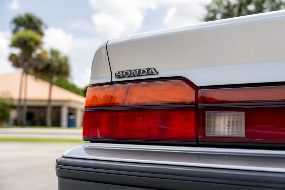 1988 Honda Prelude 3rd Gen - Image 24 of 31
