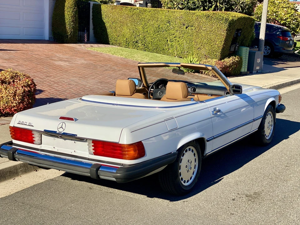 1988 Mercedes-Benz R107 SL-Class - Image 8 of 31