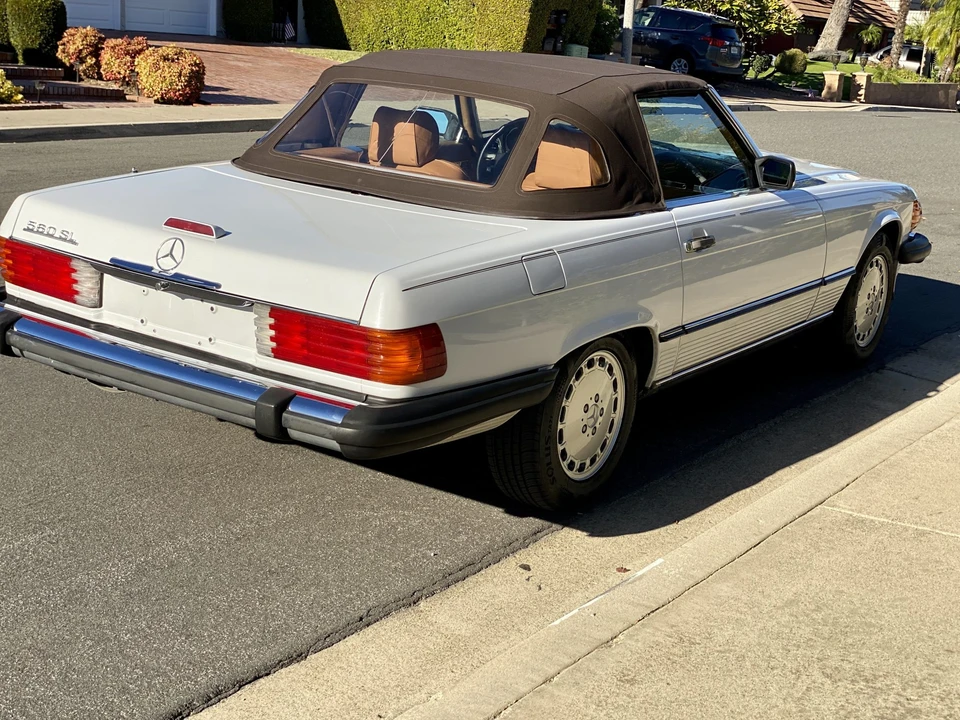 1988 Mercedes-Benz R107 SL-Class - Image 26 of 31