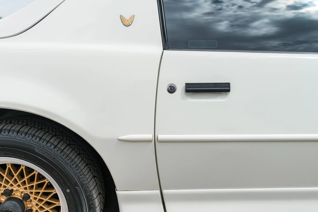 1988 Pontiac Firebird Trans Am 3rd Gen - Image 20 of 31