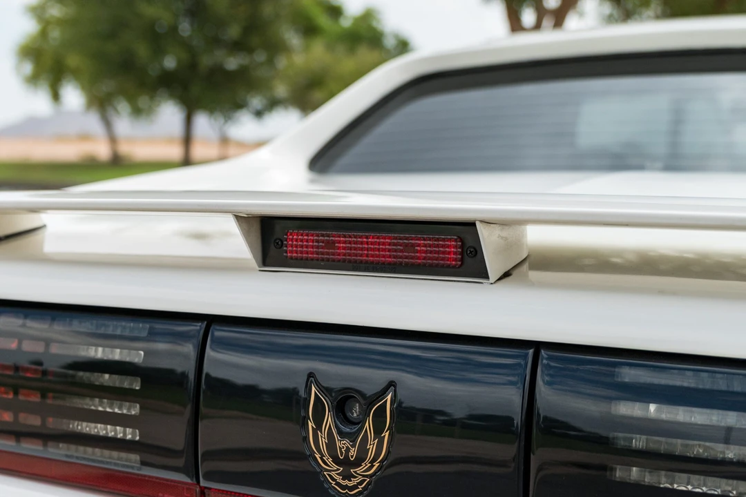 1988 Pontiac Firebird Trans Am 3rd Gen - Image 26 of 31