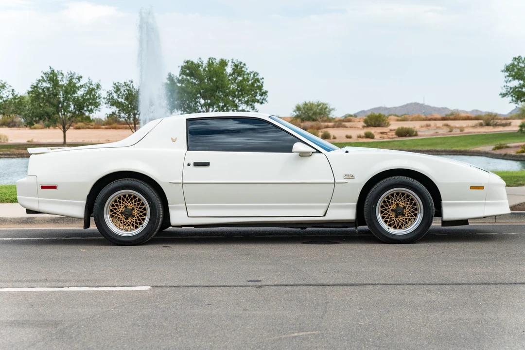 1988 Pontiac Firebird Trans Am 3rd Gen - Image 8 of 31