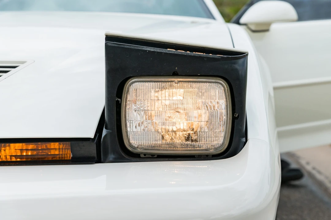 1988 Pontiac Firebird Trans Am 3rd Gen - Image 24 of 31