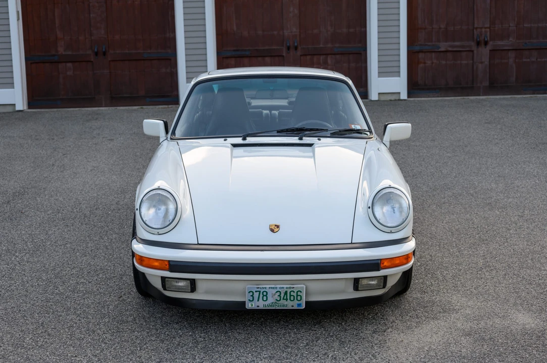 1988 Porsche 911 Carrera 3.2 - Image 2 of 31