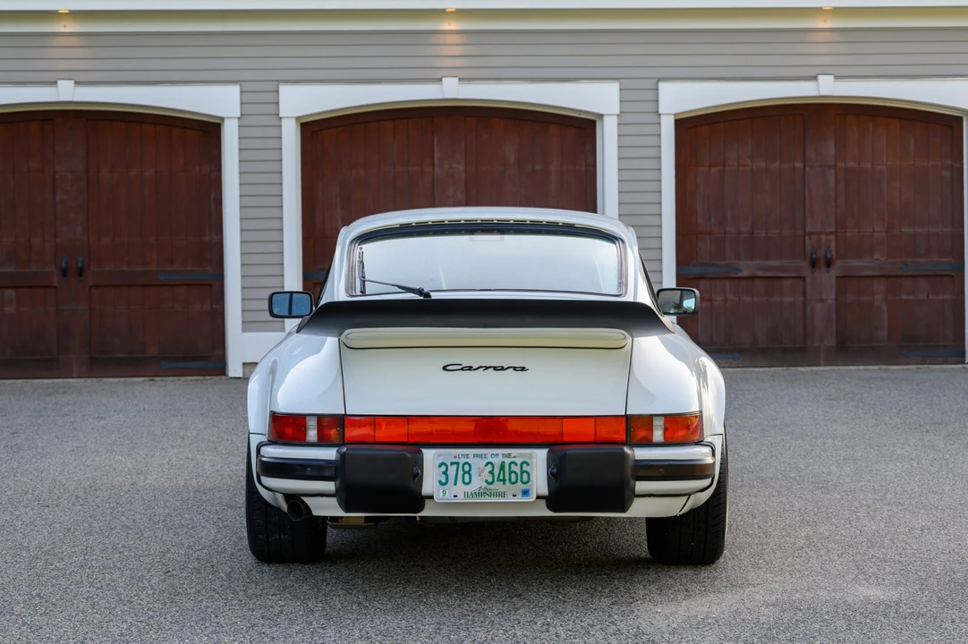 1988 Porsche 911 Carrera 3.2 - Image 17 of 31
