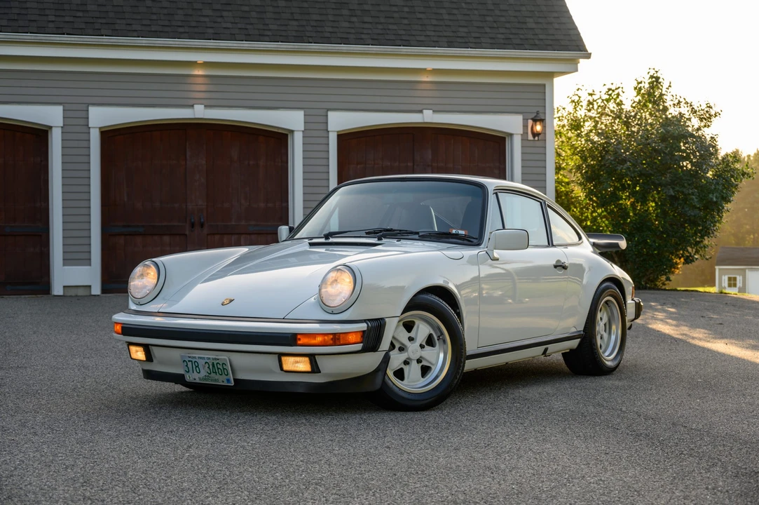 1988 Porsche 911 Carrera 3.2 - Image 28 of 31