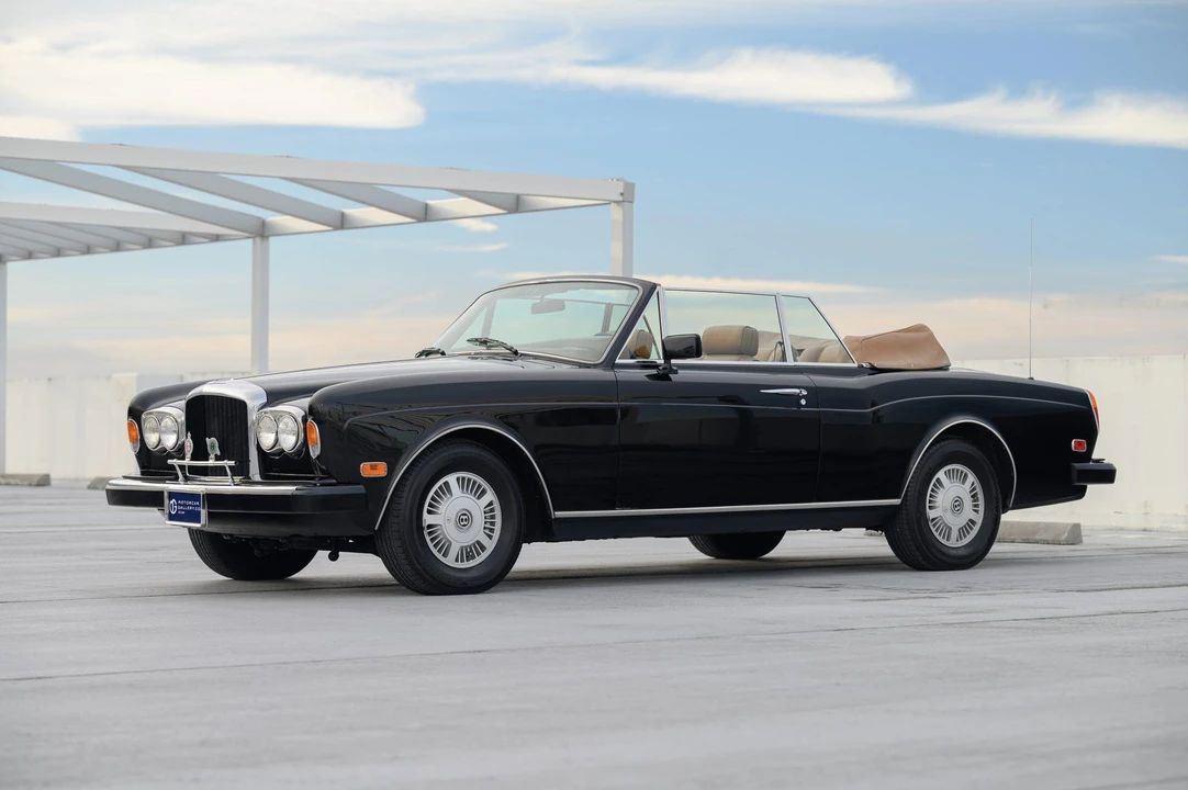 1989 Rolls-Royce Corniche Series III - Image 9 of 31