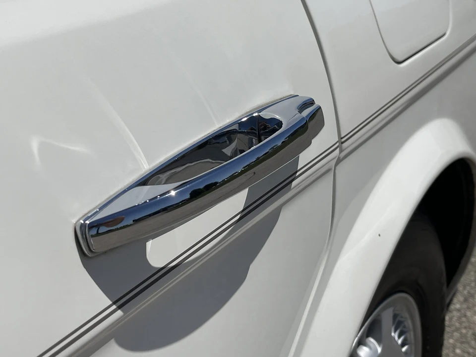1989 Bentley Mulsanne 1st Gen - Image 24 of 31