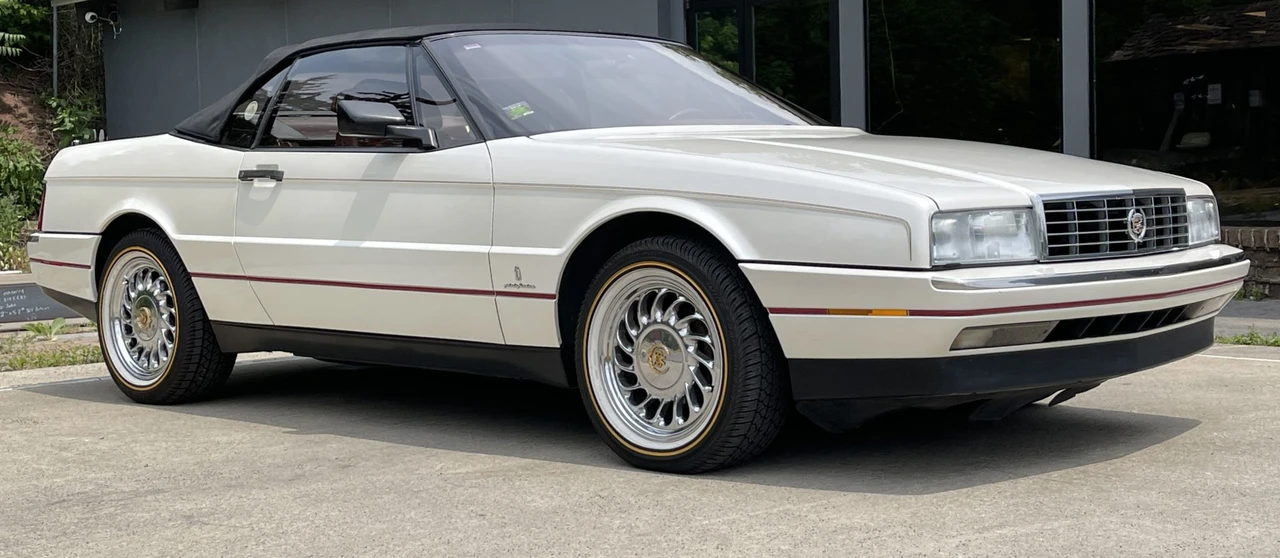 1989 Cadillac Allante - Image 20 of 31