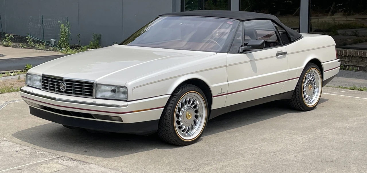 1989 Cadillac Allante - Image 3 of 31