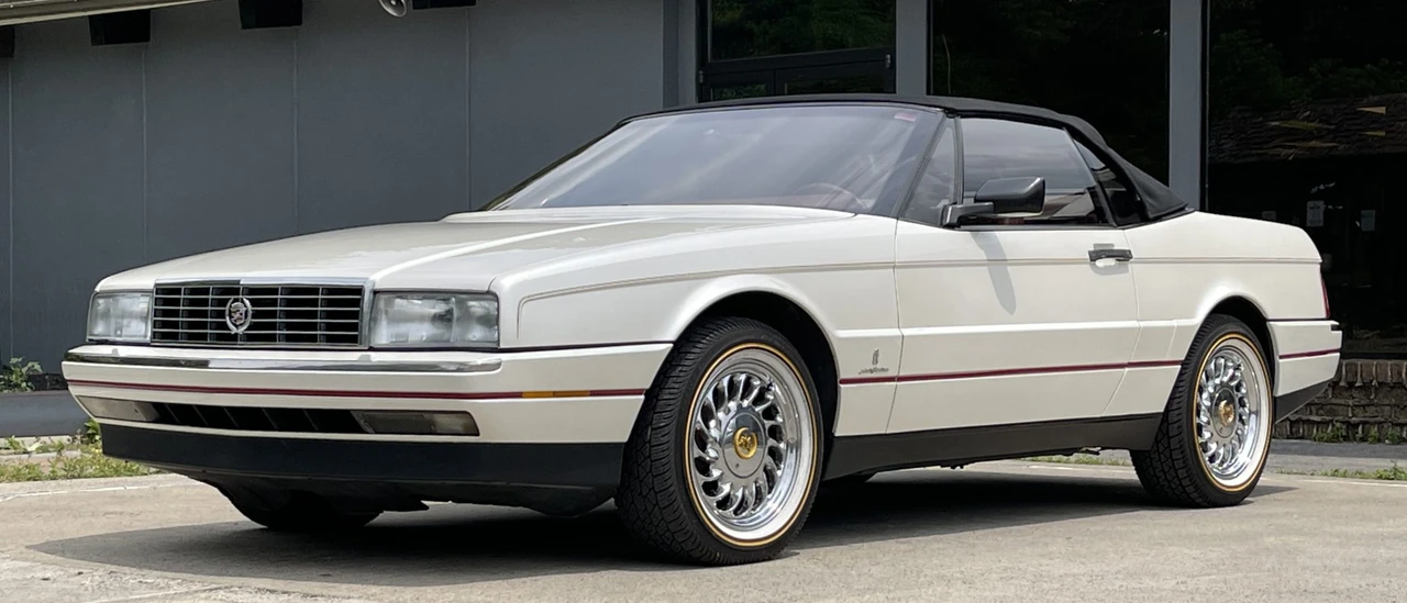 1989 Cadillac Allante - Image 2 of 31