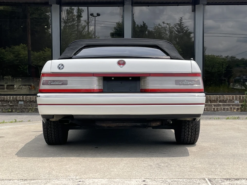 1989 Cadillac Allante - Image 12 of 31