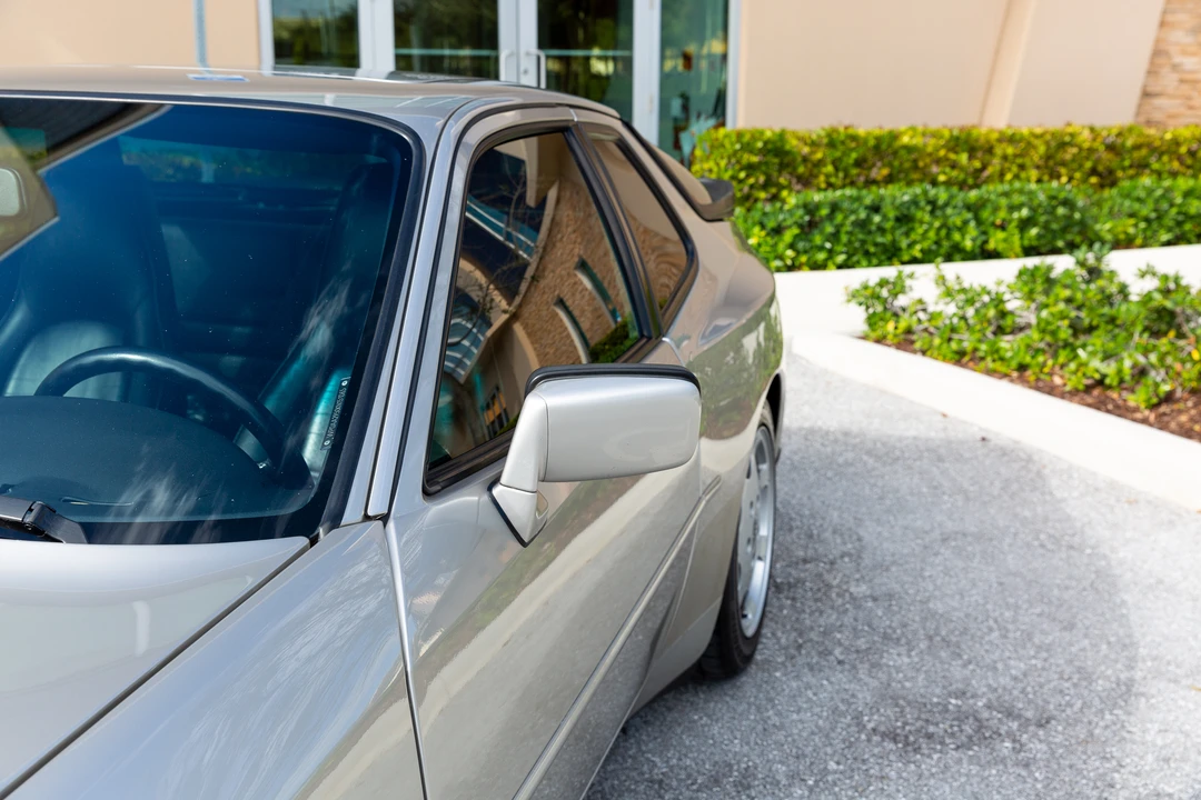 1989 Porsche 944 Turbo - Image 27 of 31