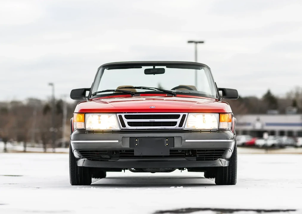 1989 Saab 900 Turbo 1st Gen - Image 4 of 6