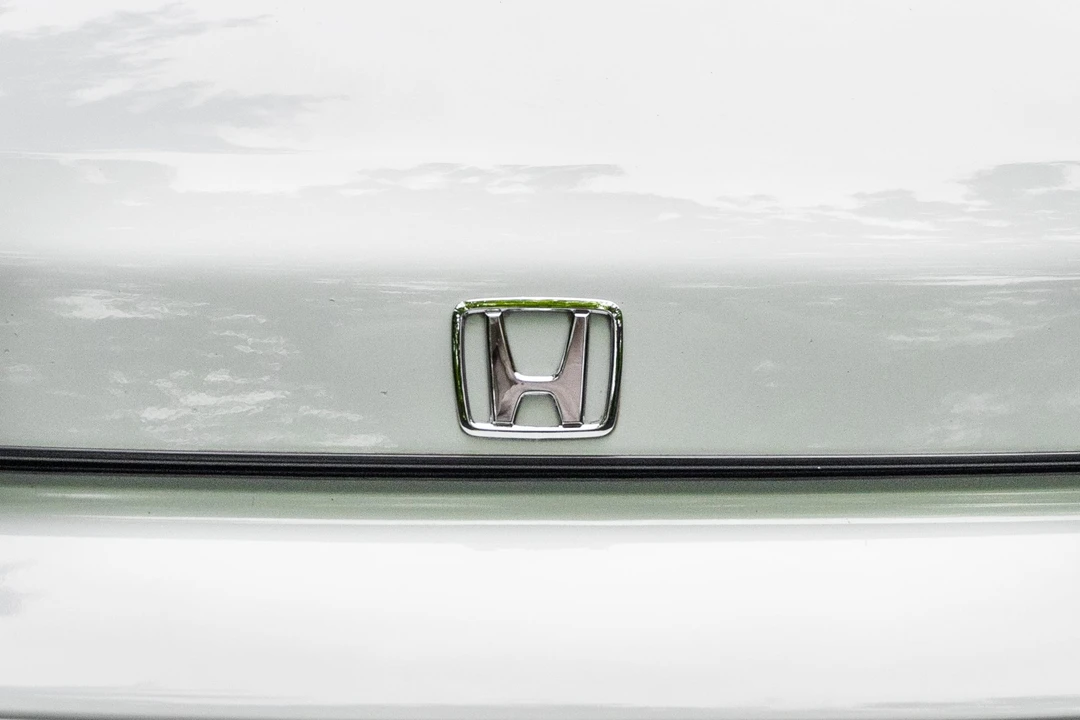 1990 Honda Prelude 3rd Gen - Image 21 of 31