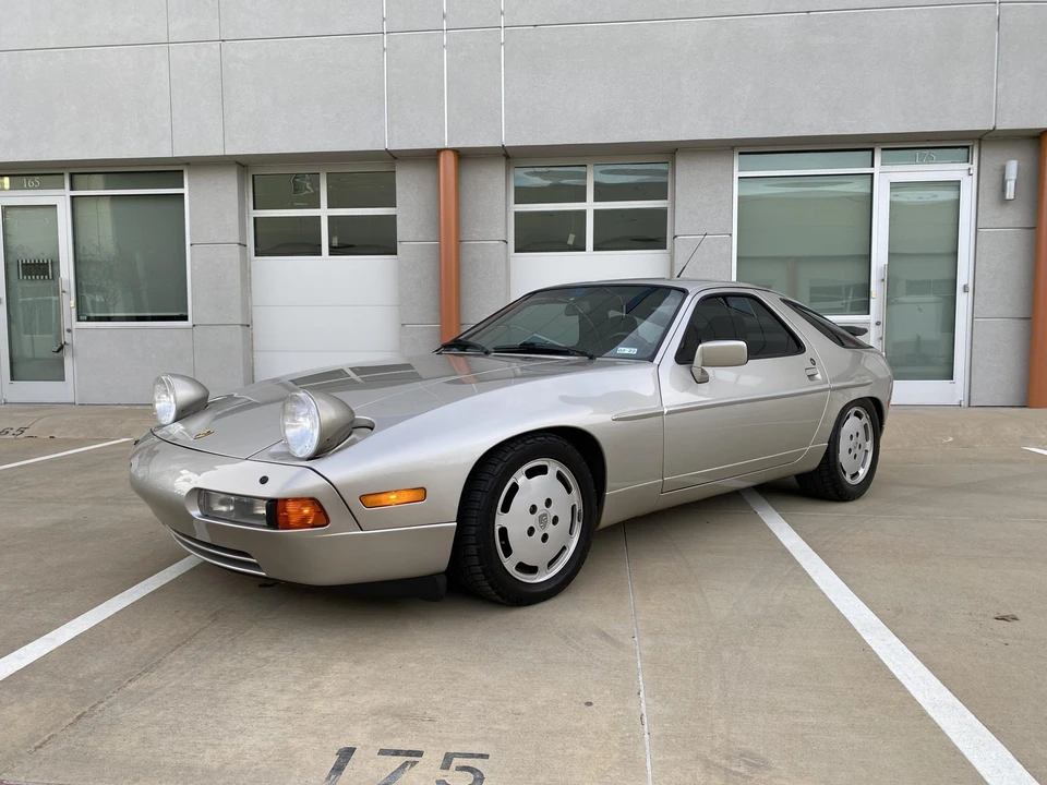 1990 Porsche 928 S4 - Image 5 of 31
