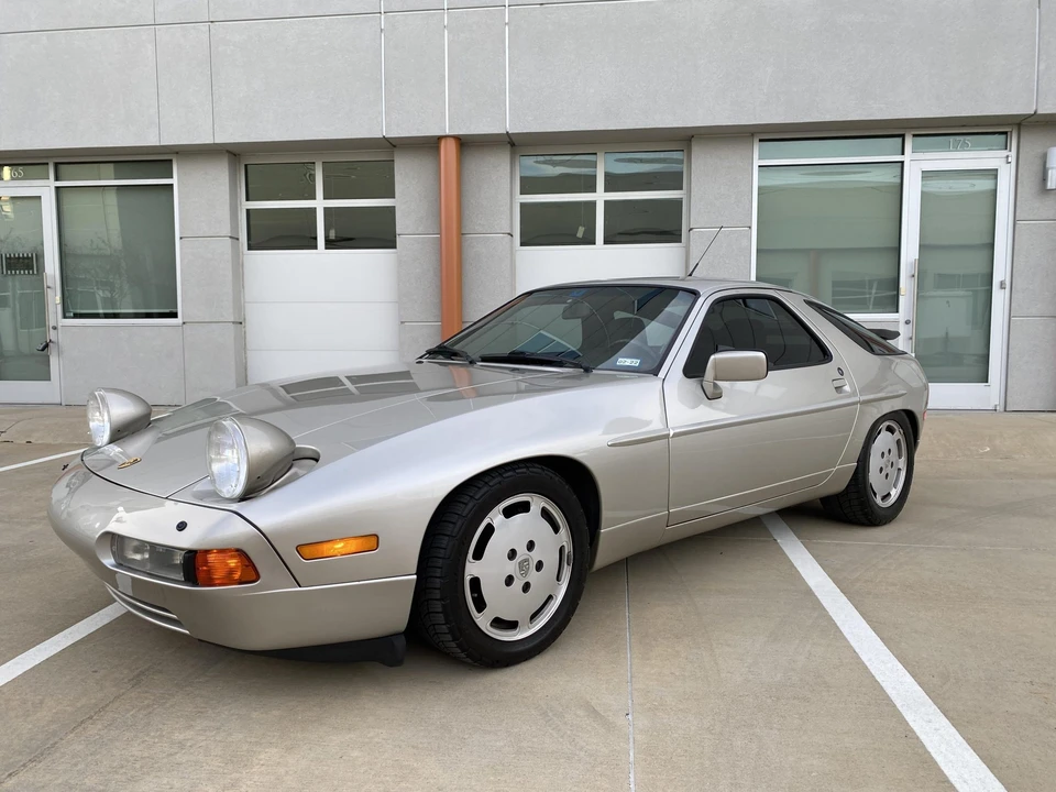 1990 Porsche 928 S4 - Image 6 of 31