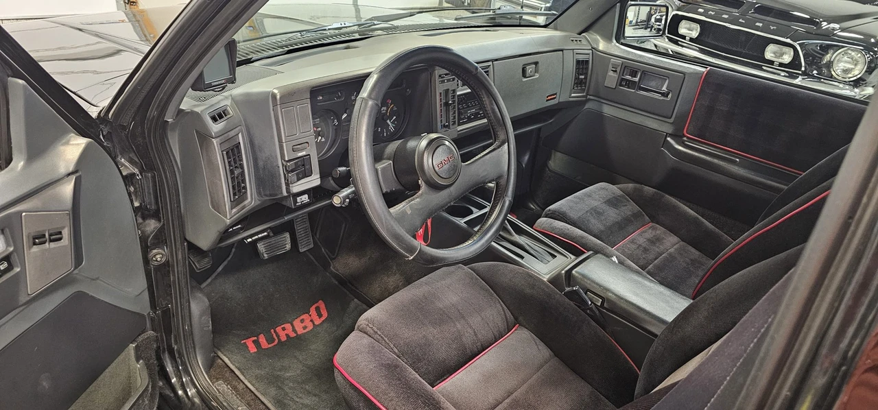 1991 GMC Syclone - Image 29 of 31