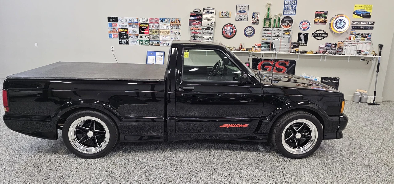 1991 GMC Syclone - Image 7 of 31