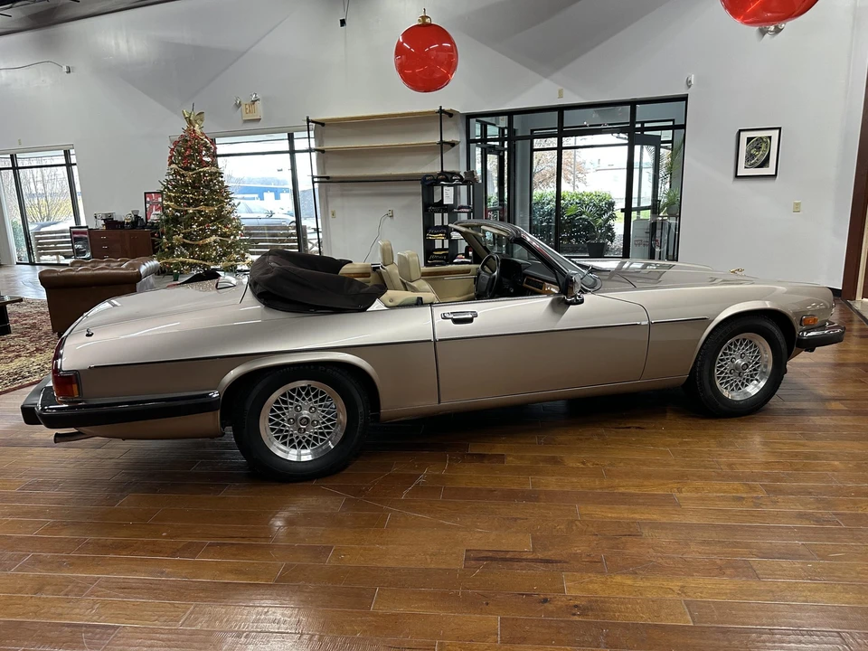 1991 Jaguar XJS Convertible - Image 26 of 31