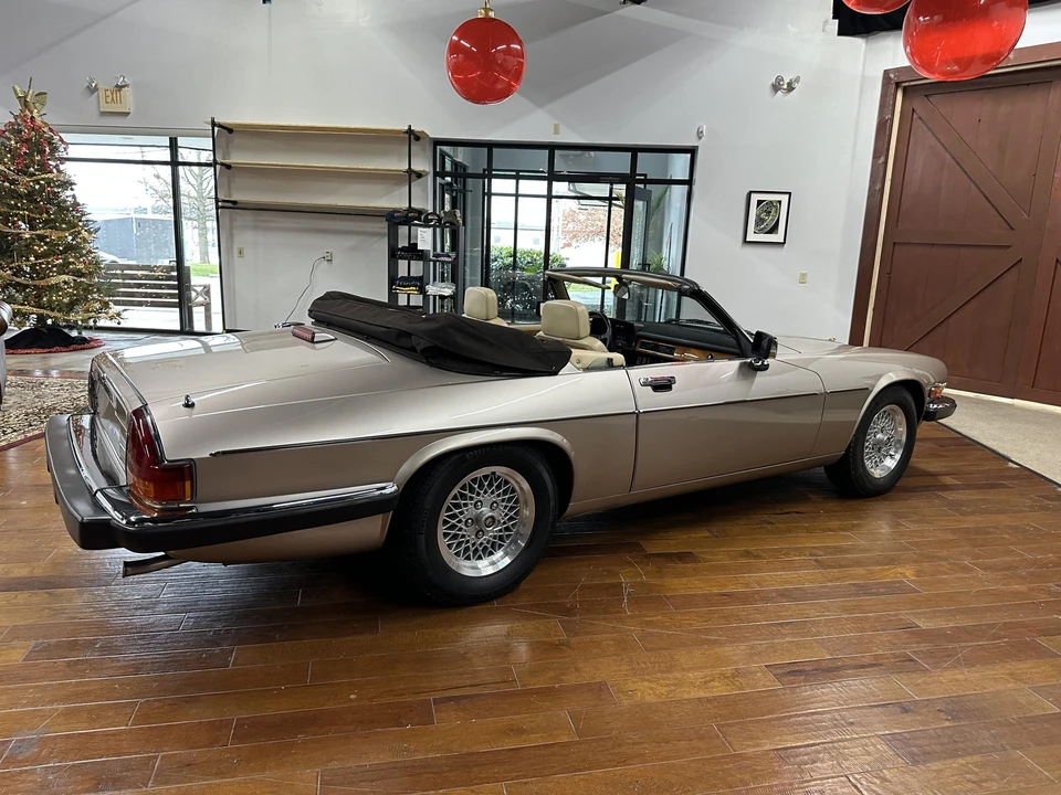 1991 Jaguar XJS Convertible - Image 27 of 31