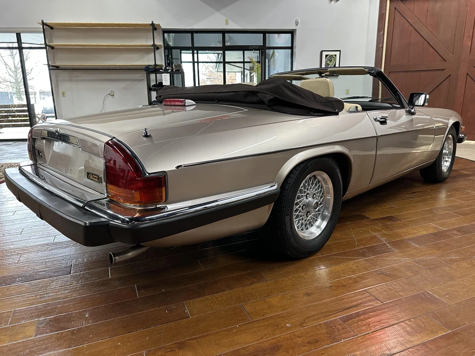 1991 Jaguar XJS Convertible - Image 28 of 31