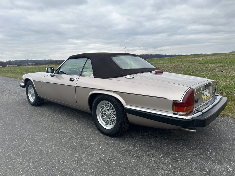 1991 Jaguar XJS Convertible - Image 16 of 31