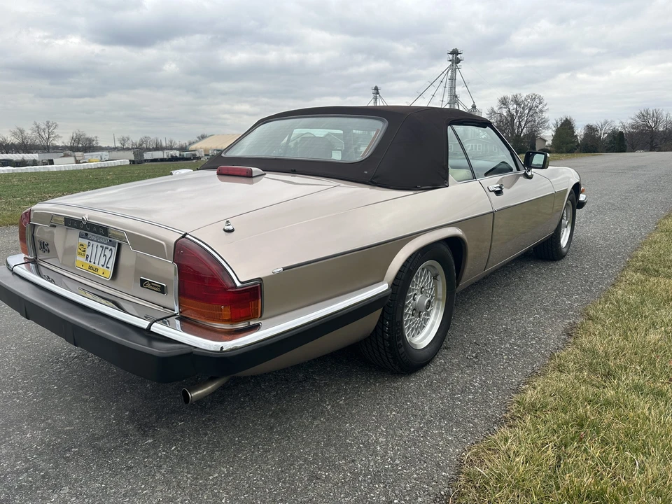 1991 Jaguar XJS Convertible - Image 10 of 31