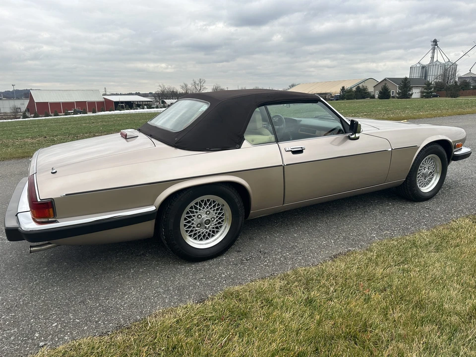 1991 Jaguar XJS Convertible - Image 9 of 31