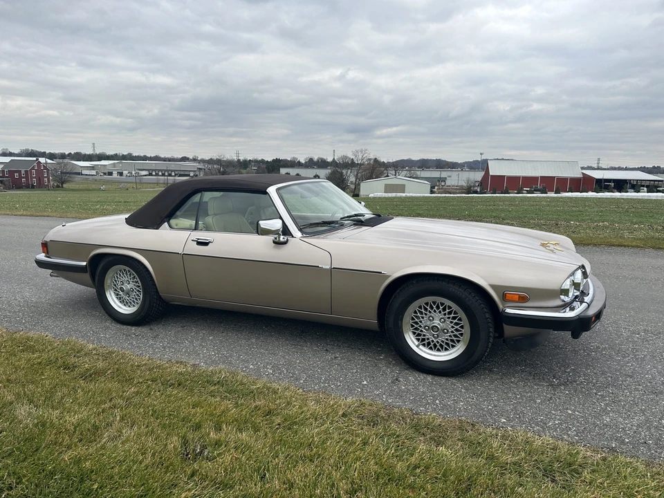 1991 Jaguar XJS Convertible - Image 7 of 31