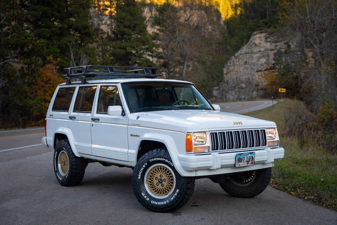 1992 Jeep XJ Cherokee - Image 3 of 31